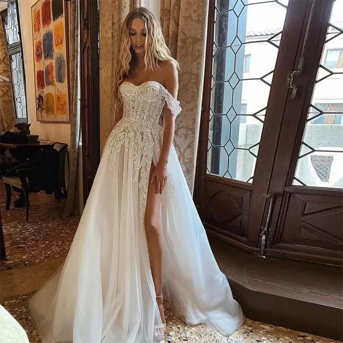 Robes de mariée Boho personnalisées 2025 perles de cristal sur l'épaule dentelle Appliques a-ligne r
