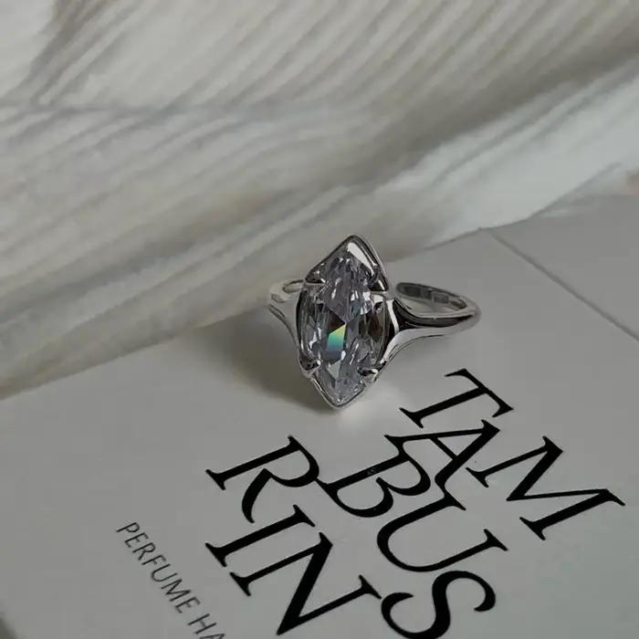 Bague coréenne en zircone géométrique pour femmes, couleur argent, élégante, scintillante, bijoux de