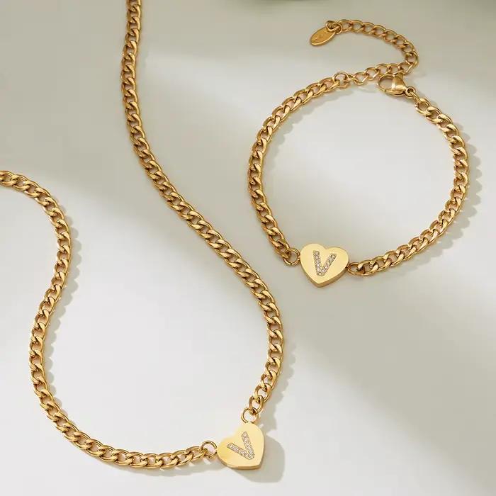 Liora coeur cubique zircone lettre pendentif collier Bracelet pour femmes en acier inoxydable chaîne cubaine Mujer Hip Hop ensembles de bijoux