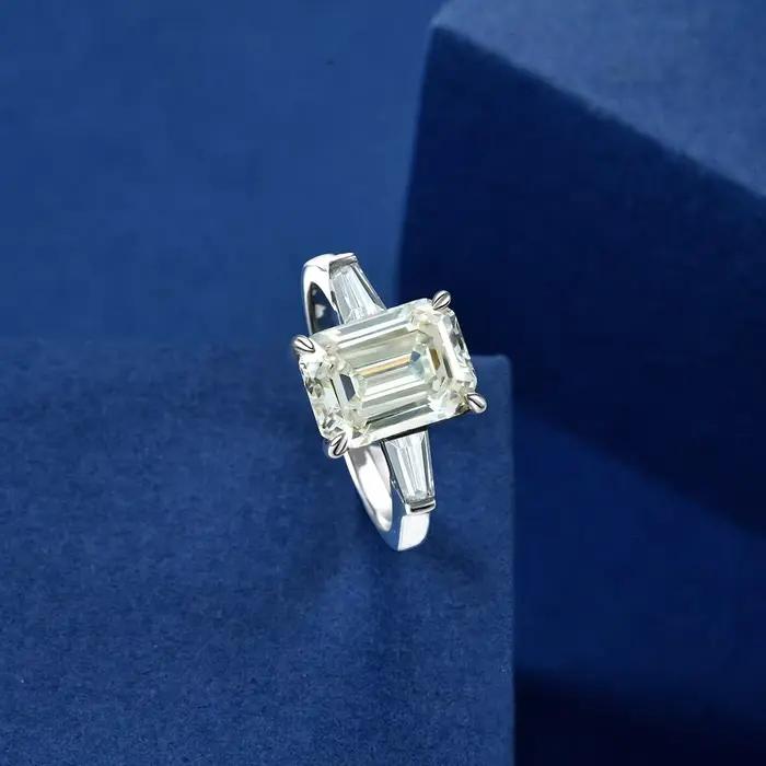 Bague en argent regardé 925