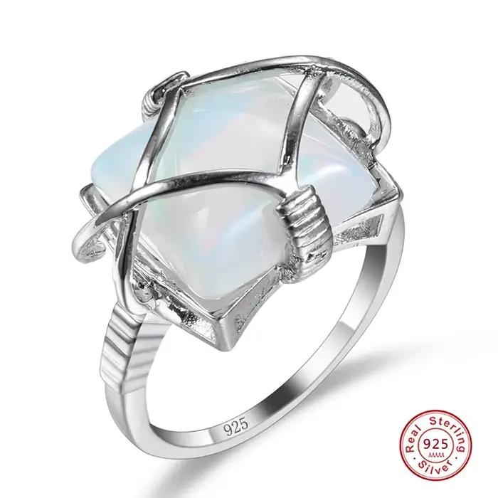 Bague opale naturelle pour femme