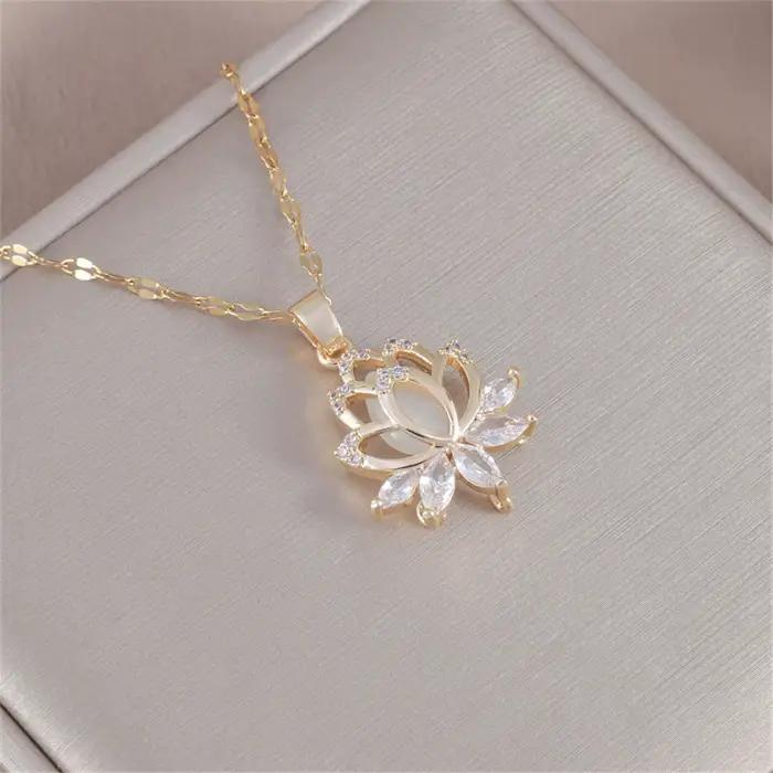 Collier de luxe en cristal de zircon blanc pour femmes pendentif fleur de lotus vintage couleur or bijoux de mariage pour femmes occasions spéciales