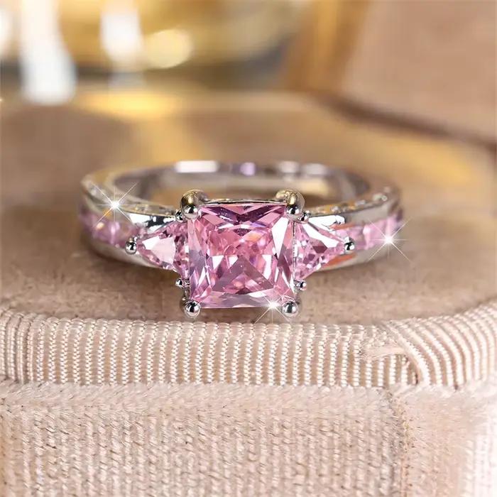 Bague de luxe en pierre rose cristal pour femme