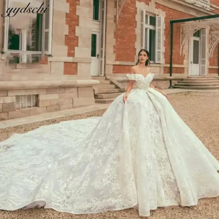 Robes de mariée sur mesure élégantes style robe de bal 2026