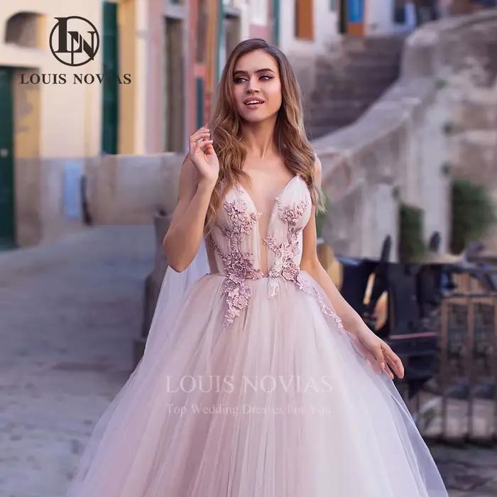Robe de mariée A-Line LOUIS NOVIAS en coton, polyester, soie et mousseline avec perles violettes et rubans pour mariage romantique et soirées importantes