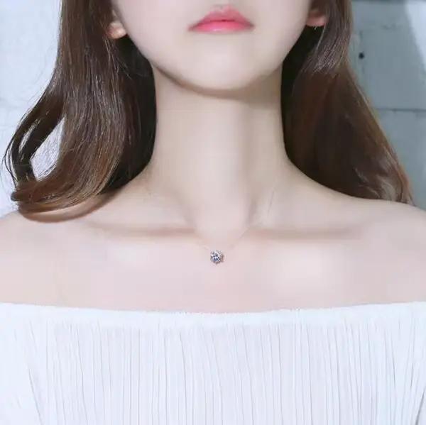Collier en Zircon Cubique à la Mode avec Chaîne Invisible et Pendentif Étoile pour Fêtes et Occasions Spéciales