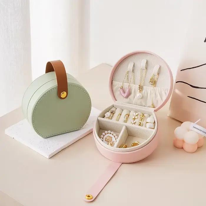 Mini organisateur de bijoux