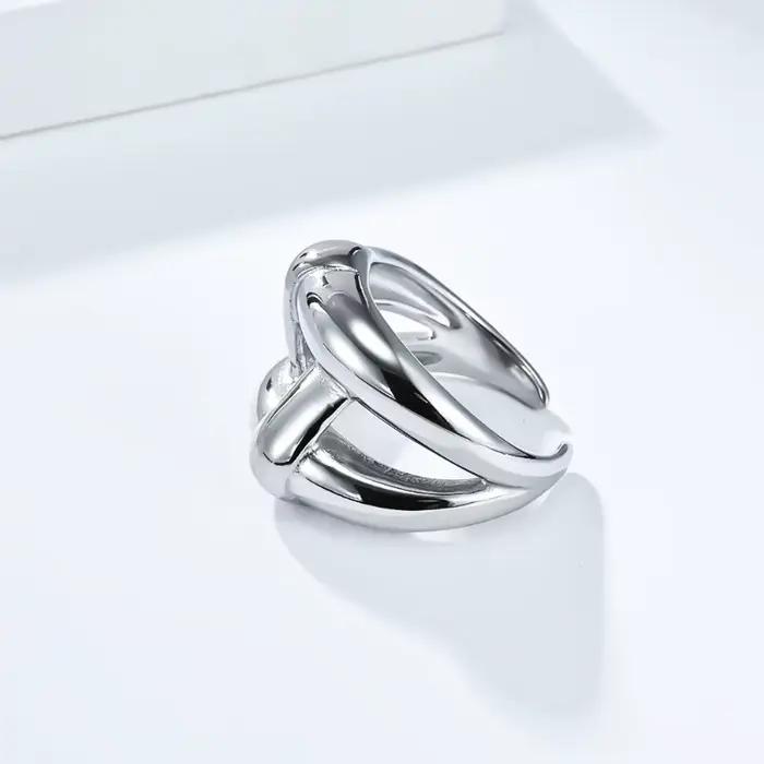 Bagues géométriques or lisse en acier inoxydable pour femmes, bijoux de prestige pour la carrière et les occasions spéciales