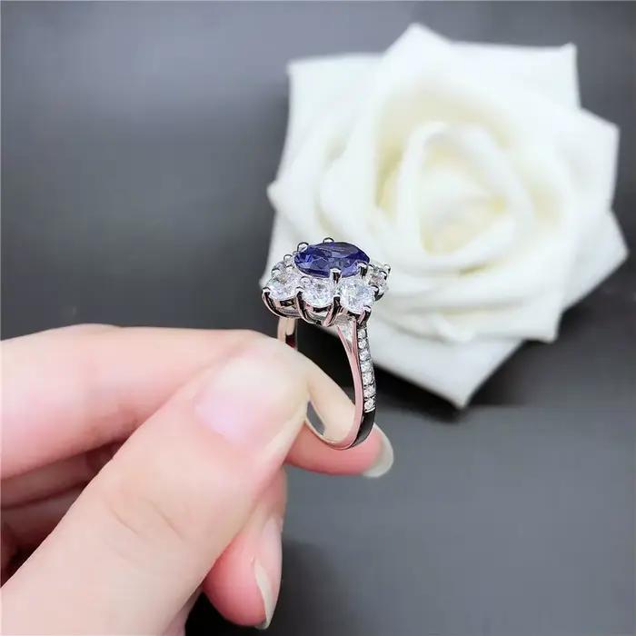 Bague de fiançailles saphir de forme narpour femme