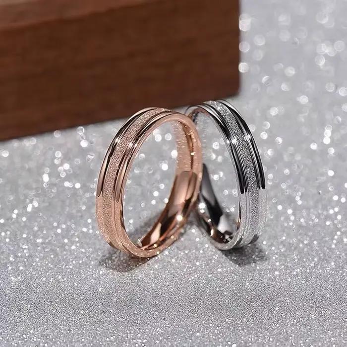 Bague givrée exquise pour hommes et femmes