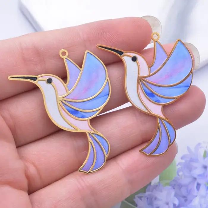 Bijoux d'Oreille en Forme d'Animaux Colorés Charms Romantiques et Mignons pour Femmes Occasions Spéciales Animaux Colorés Boucles d'Oreille