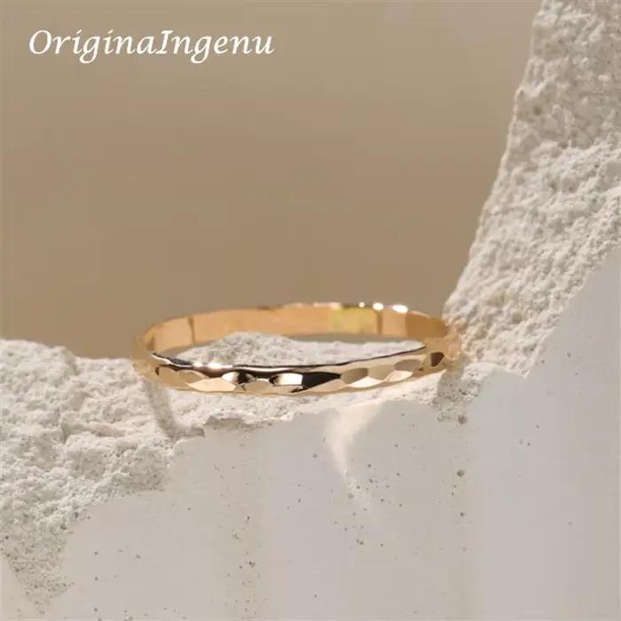Bague martelée remplie d'or 14 carats pour femme, alliance de mariage, bijoux minimalistes, étanches, hypoallergéniques, style boho, occasions spéciales