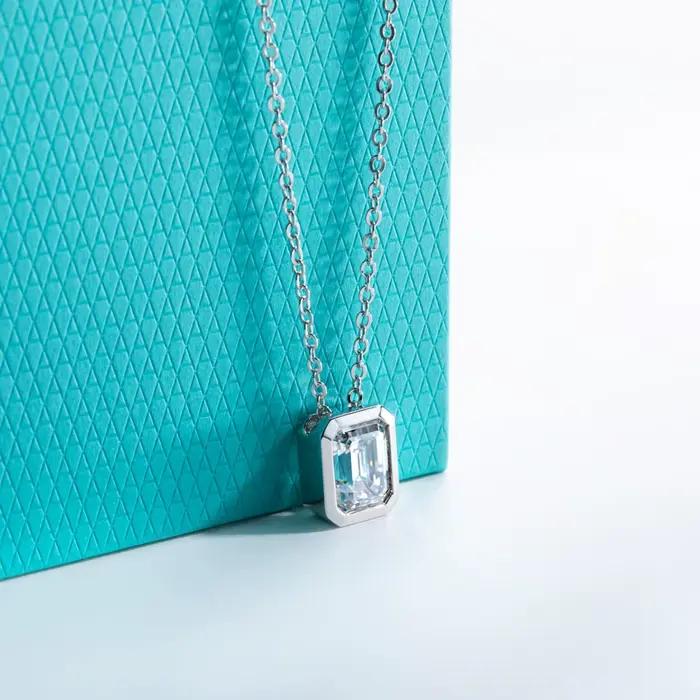 AnuJewel 0.6ct/1ct/2ct/3ct D couleur émeraude coupe Moissanite lunette pendentif collier 925 bijoux en argent Sterling cadeaux pour les femmes