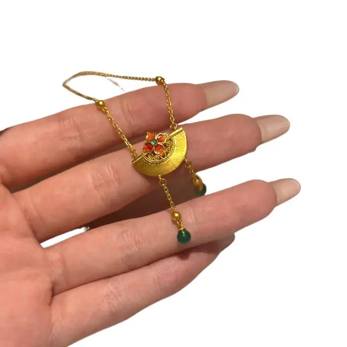 Collier en éventail brossé de style ethnique pour femmes