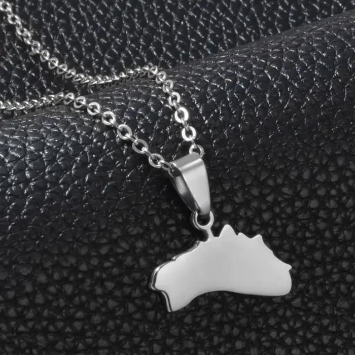 Collier avec pendentif carte des îles Minorque, La Graciosa et Formentera (Espagne) pour femme, bijoux des îles Baléares # 563662