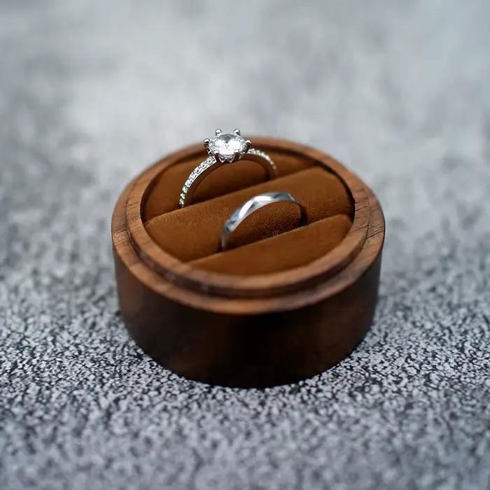 Cadeau rond cérémonie de fiançailles proposition boîte à bijoux boucles d'oreilles organisateur boîte de rangement anneau porteur boîte présentation boîte à bagues