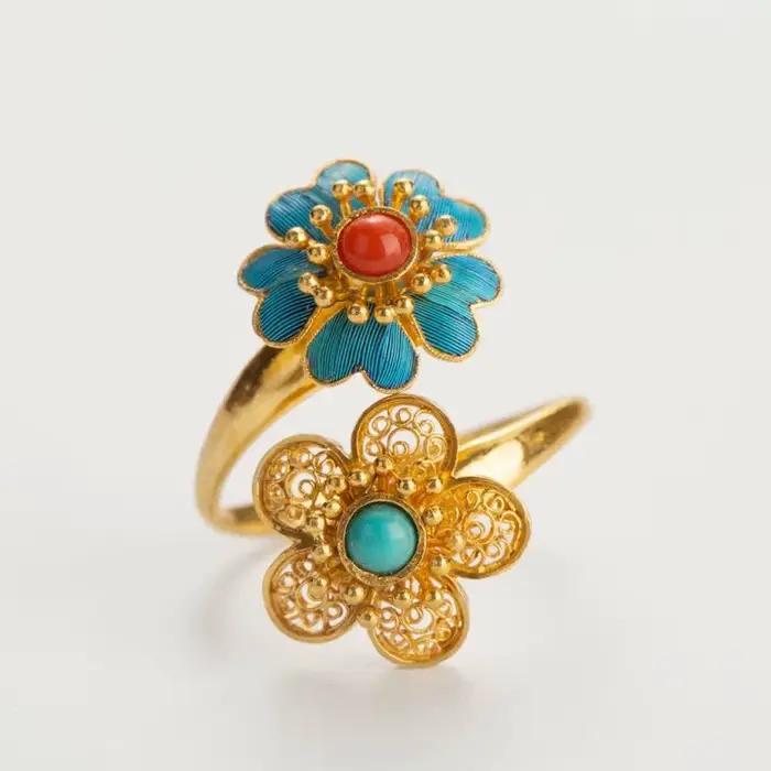 Bague ouverte en tourmaline rouge naturelle style palais rétro chinois artisanat unique or prairie bijoux de luxe pour femmes occasions spéciales anniversaire elegance distinction