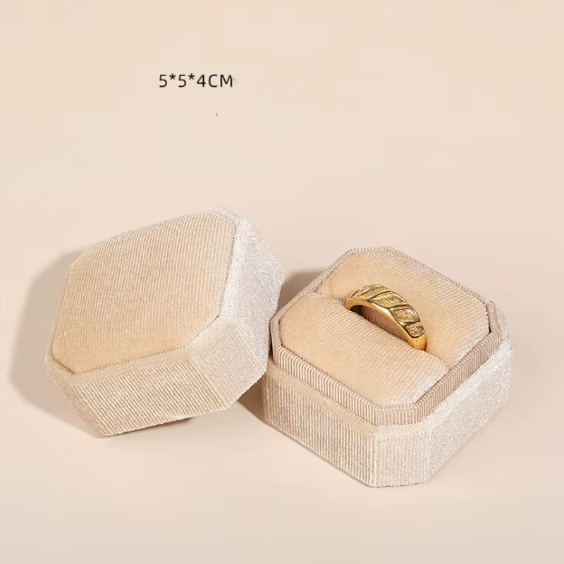 Boîte à matiques en velours côtelé, boîte à bijoux pour mariage et fiançailles, petite taille, quatr