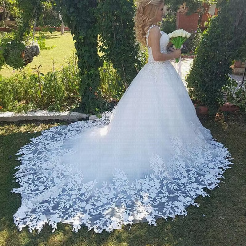 Robe de mariée en dentelle avec traîne transparente, élégante robe de mariée personnalisée, applique