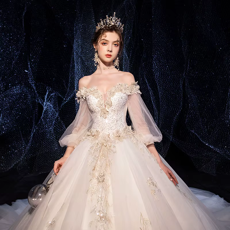 Robe de mariée en dentelle perlée de luxe de haute qualité, robe de mariée sexy, robe de mariée sexy