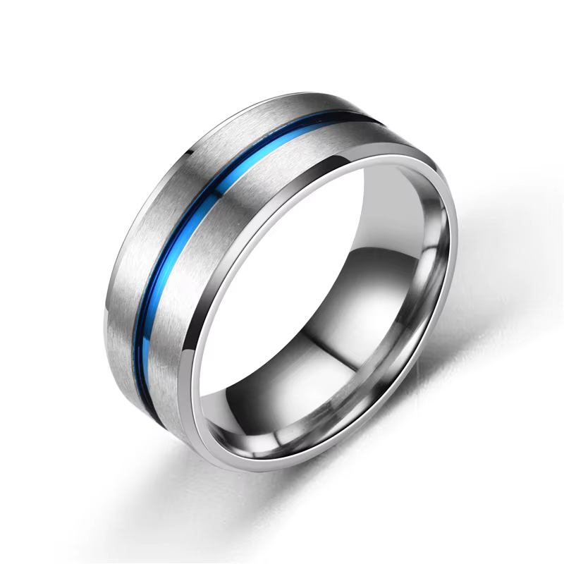 Bague gravée sur mesure pour hommes. Bague en acier inoxydable noire avec surface bleue et rainures 