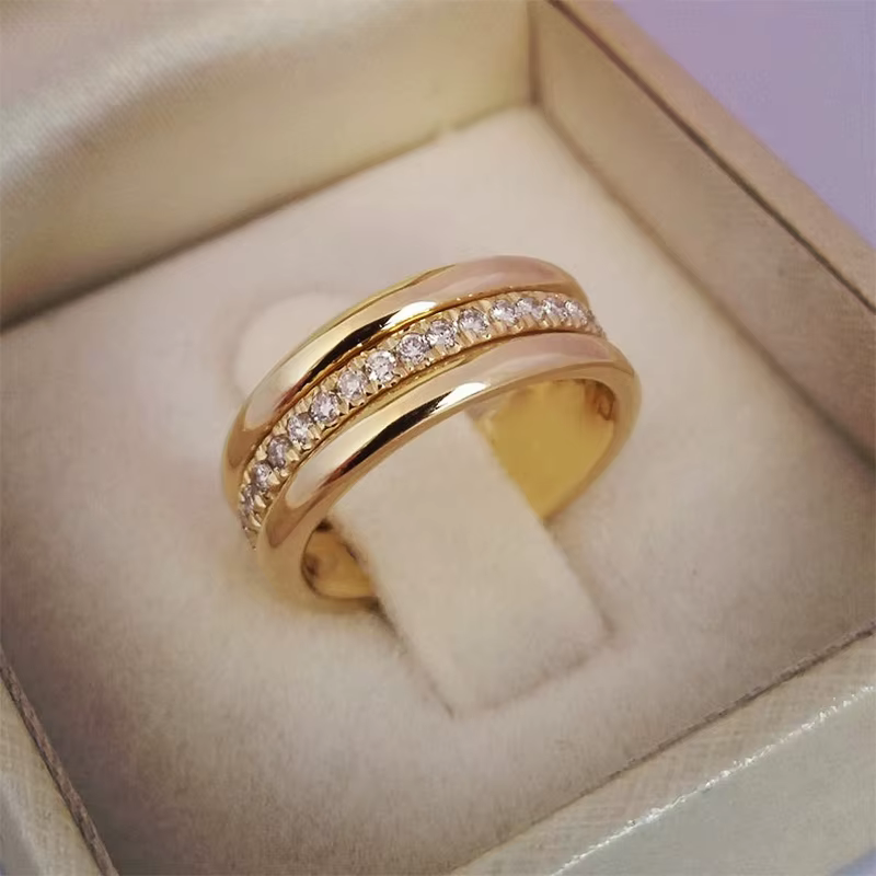 Huitan nouvelle mode bague de mariage pour les femmes Micro pavé Cubiz Zircon bagues femme fiançaill