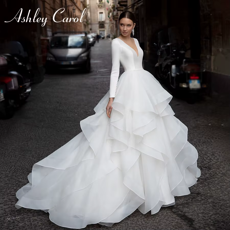 Robe de mariée Ashley Carol pour la mariée, col en V profond, volants, robe de mariée personnalisée,