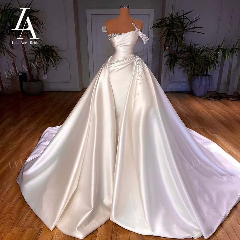 Robe de mariée LelaAcra en satin perlé 2026 3-en-1, style sirène avec traîne, perles, luxe, princess