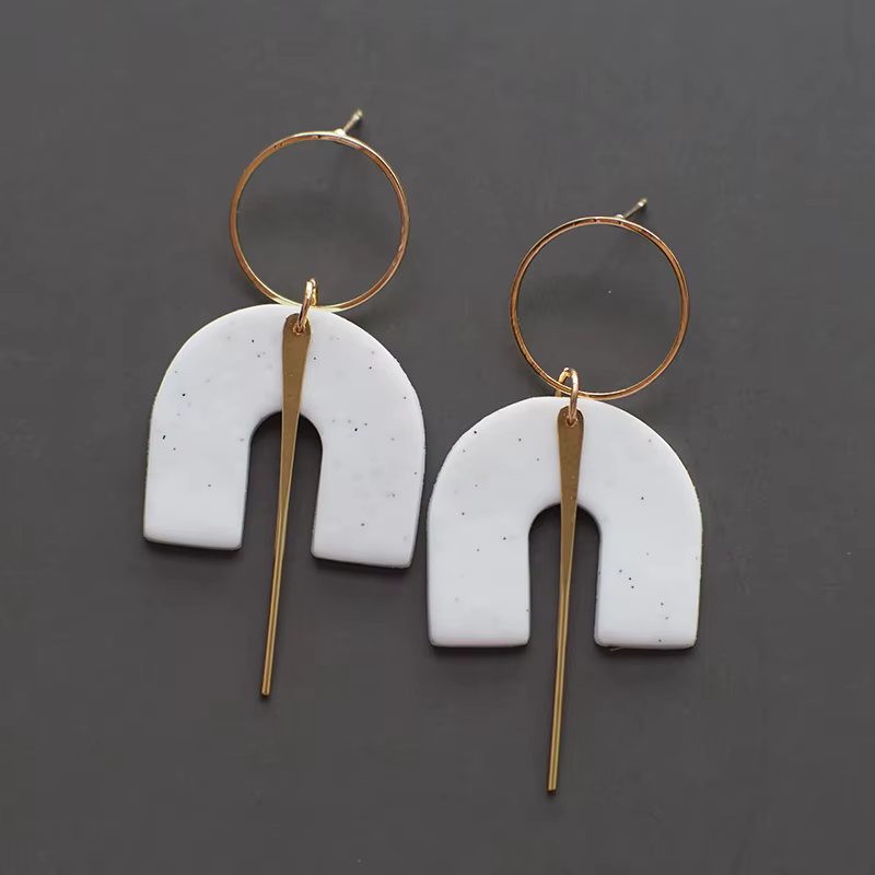 Parure de bijoux élégante pour femme - Bague fine en laiton à angle simple avec boucles d'oreilles p