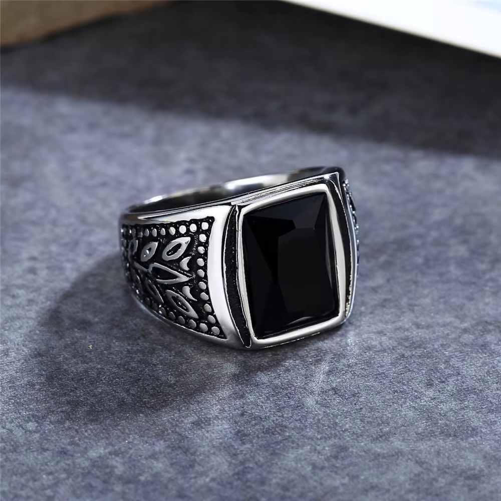 Bague Punk en pierre rouge/verte/noire pour hommes et femmes, Vintage, en acier inoxydable 316L, mot