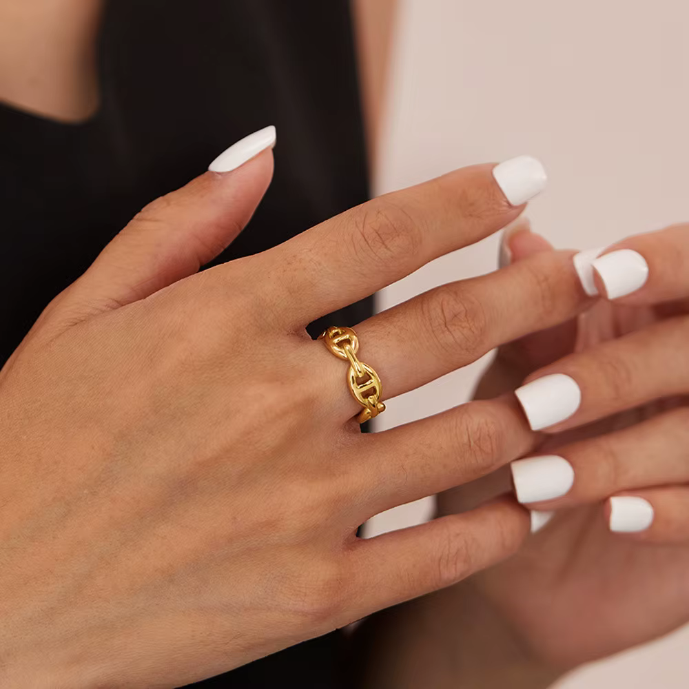 Bague personnalisée style INS pour femme, en acier inoxydable, design polyvalent et tendance, creuse