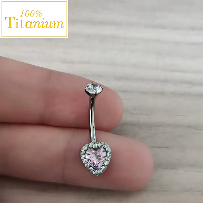 Anneaux de nombril en titane F136 avec pendentif cœur en zircon, barbell incurvé fileté 14G avec pav