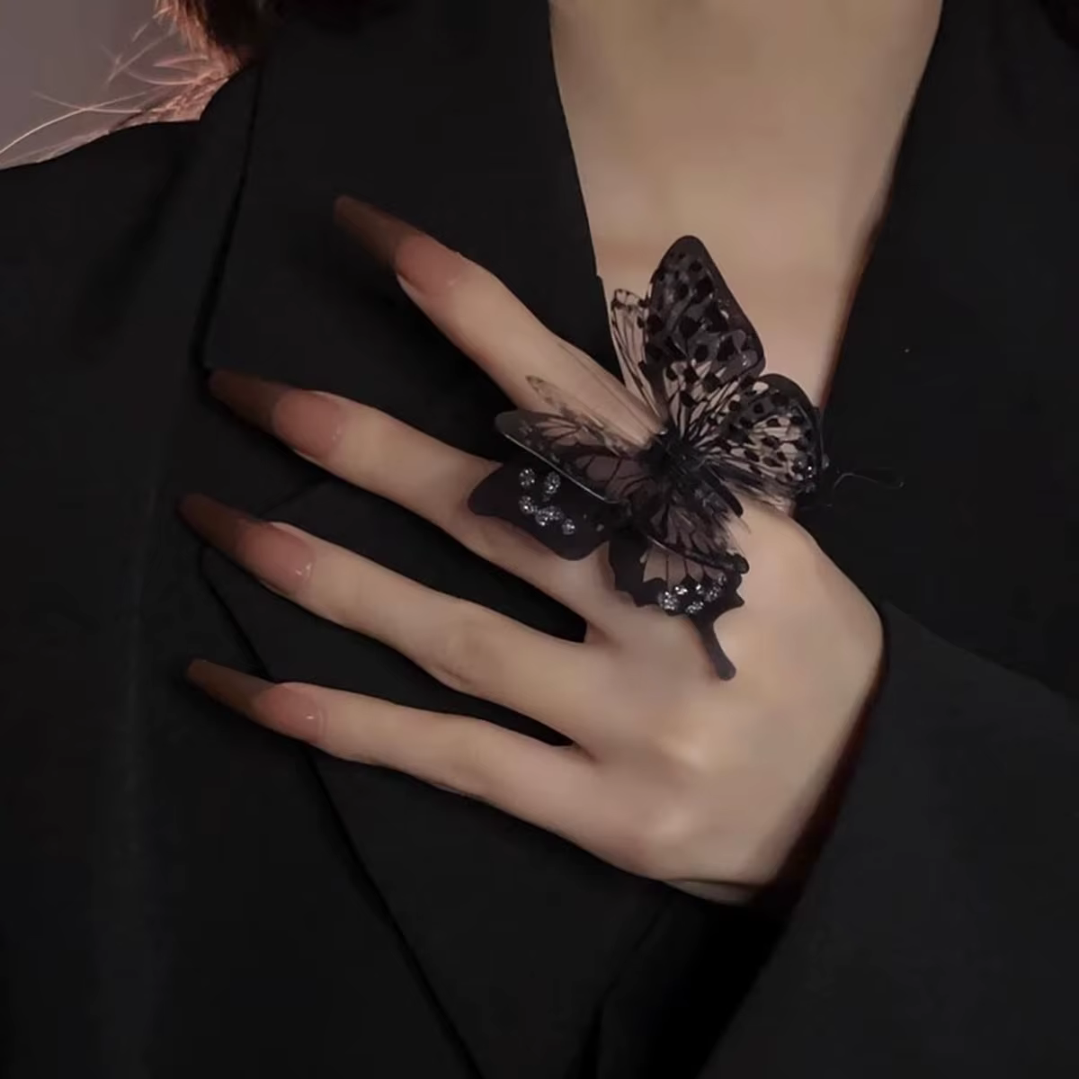1 grand anneau papillon noir femme département sombre style gothique personnalité exagérée accessoir