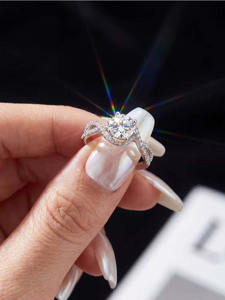 Bague en moissanite scintillante ronde 1 carat pour femme, en argent sterling 925, anneaux torsadés,