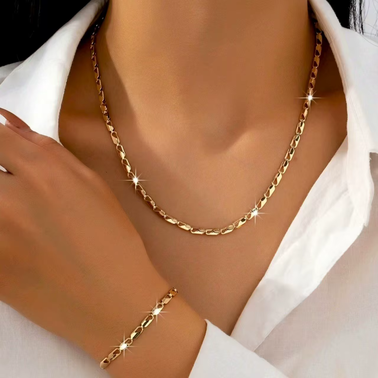 Ensemble de colliers et bracelets pour femmes, sexy et luxueux, un ensemble de bijoux pour femmes à 