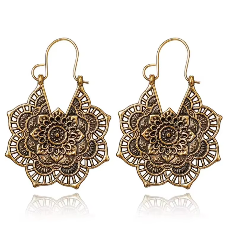 Boucles d'oreilles à vent National, exquises, rétro, en métal, fleur creuse, bohème sculpté, aristoc