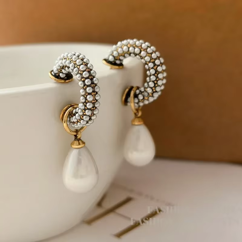 Boucles d'oreilles en forme de larme simulées pour femmes, bijoux de tempérament modernes, accessoir