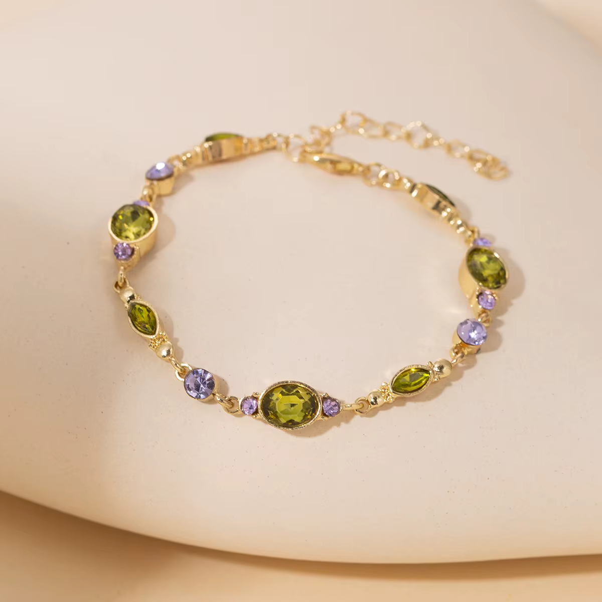 Bracelet en cristal vert Olive pour femmes, rétro français, luxe, perles ovales, strass, Zircon, bij