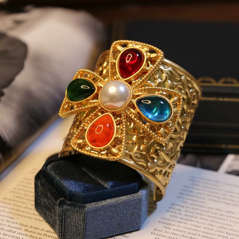 Europe amérique Vintage coloré émaillé perle plaqué or large luxe Bracelet femmes classiques bohème