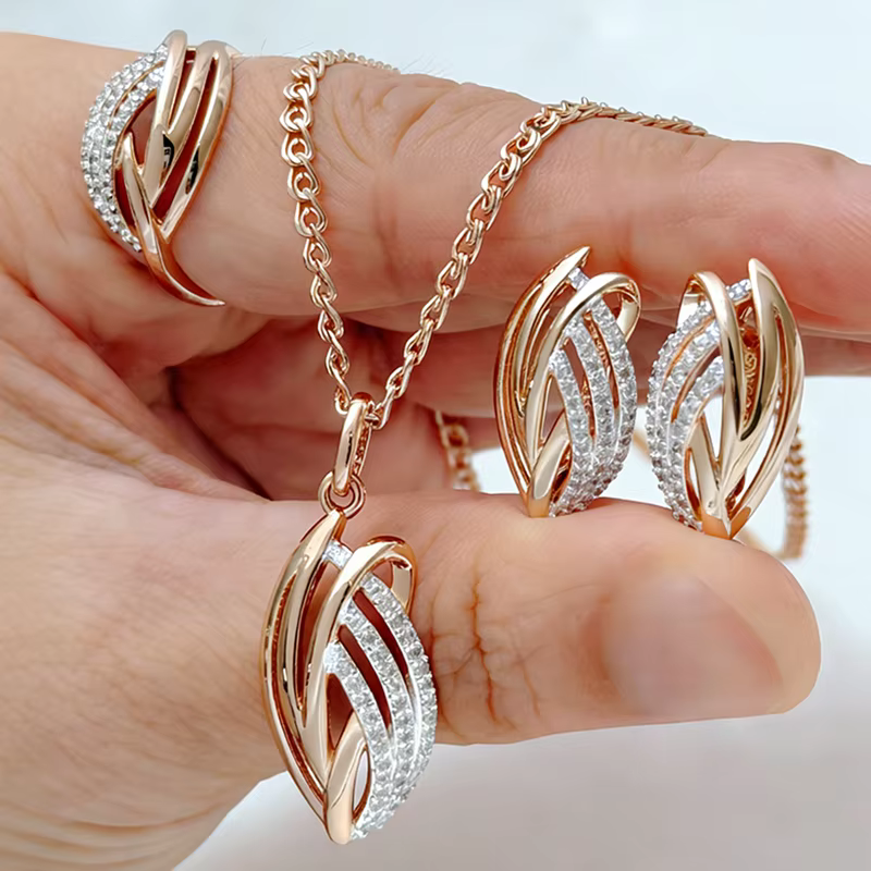 Kinel – Ensemble de bijoux fins uniques et brillants en zircon naturel, bague, boucles d'oreilles et