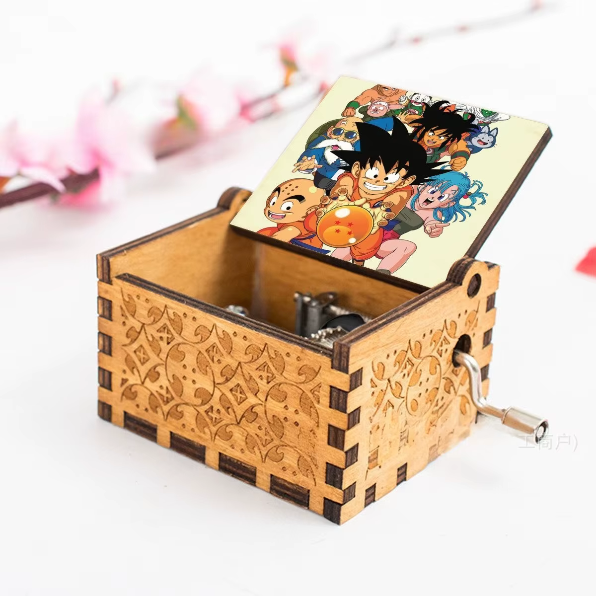 Boîte à musique à manivelle en bois Dragon Ball, thème dessin animé, cadeau d'anniversaire créatif, 