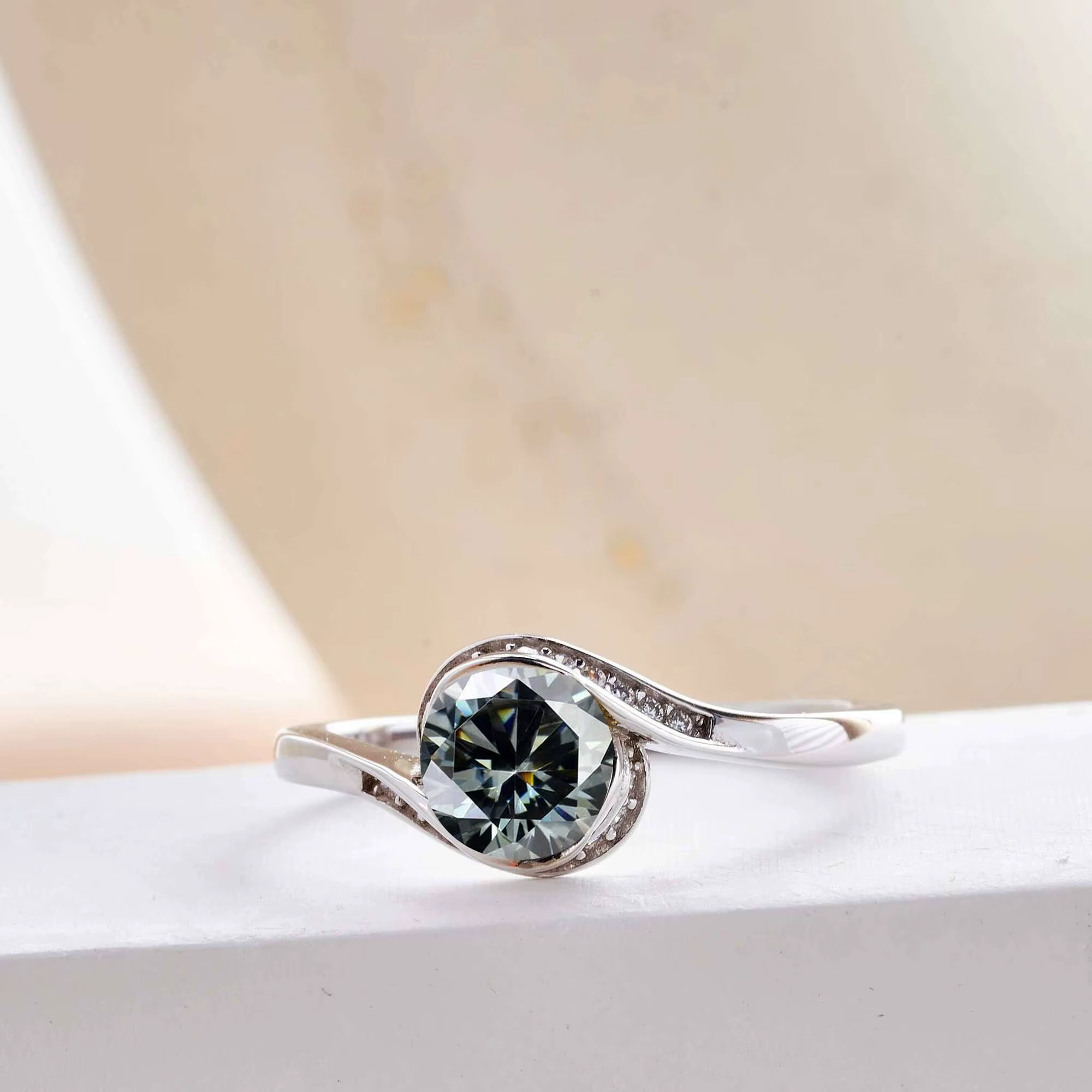 Bague de fiançailles 1 carat pour femme, argent rond blanc, haute qualité, résistant à la moissanite