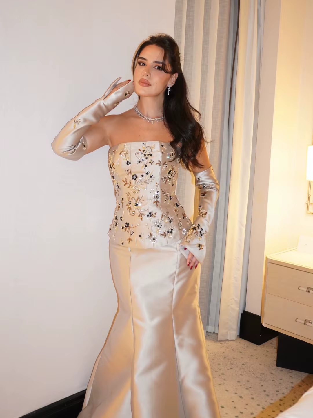 Robe de soirée luxueuse et éblouissante à motifs floraux argentés pour invitée de mariage, robe de f