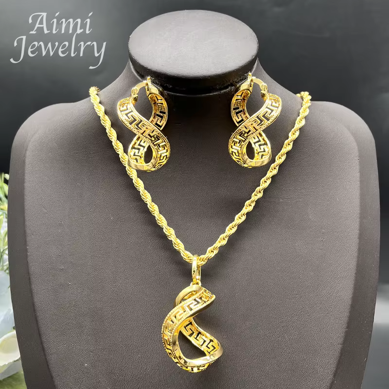 Ensemble de bijoux plaqués or 18 carats pour femmes, pendentif et boucles d'oreilles au Design spéci