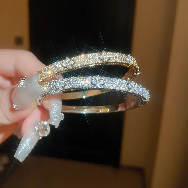 Bracelets de luxe en zircone cubique brillante pour femmes, plaqué or et argent, à la mode, pour fêt