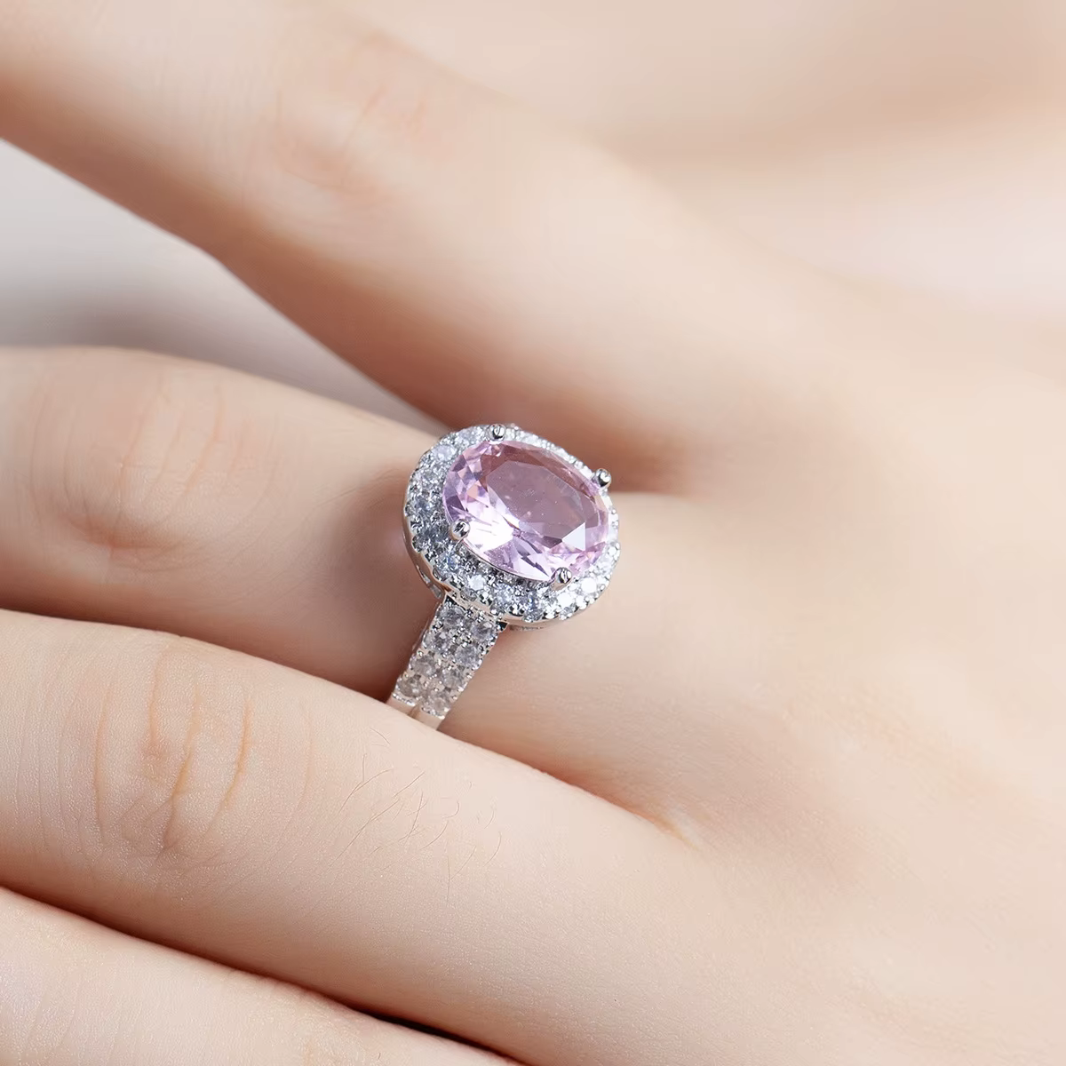 Bagues de fiançailles romantiques incrustées de diamants roses pour femmes, bijoux de mariage élégan