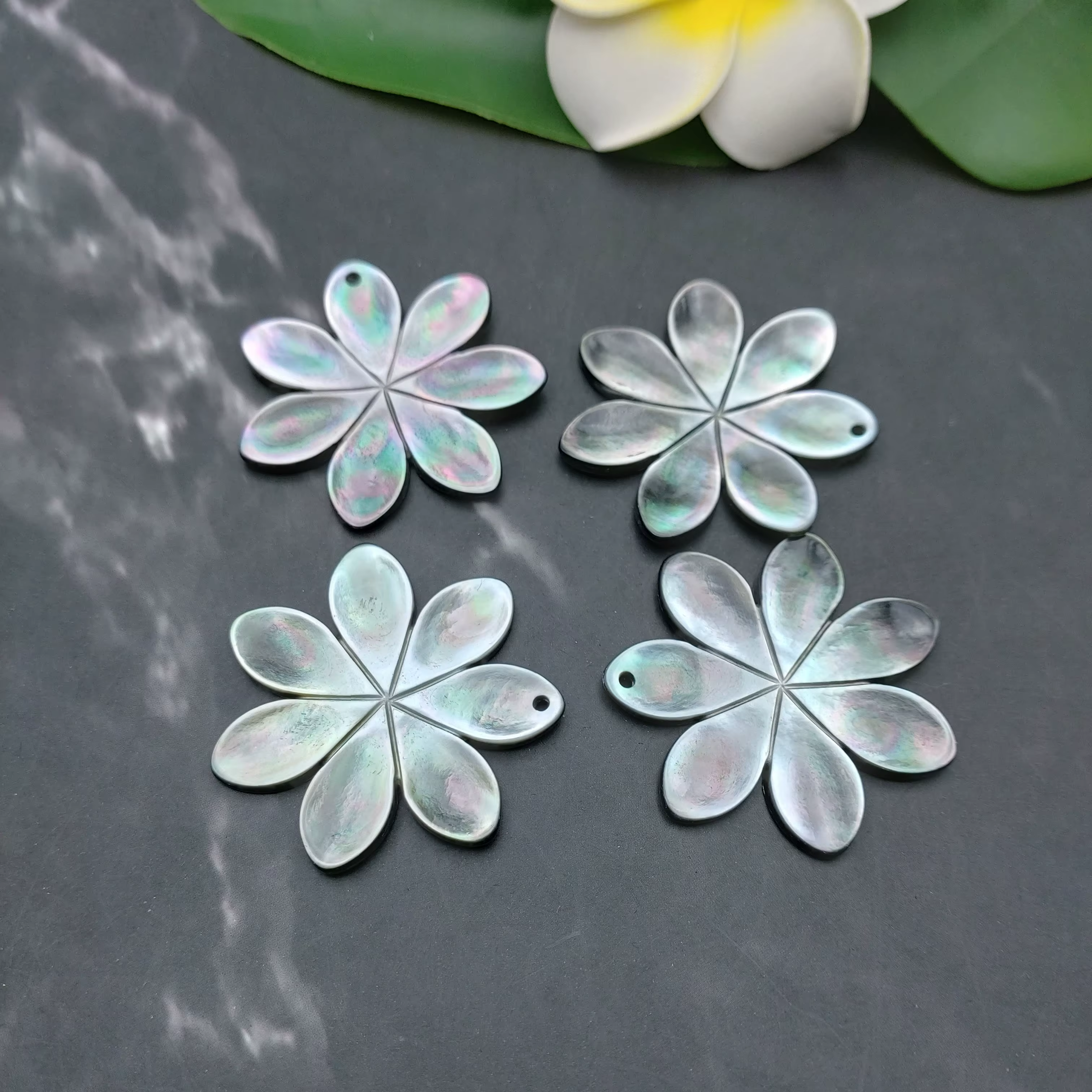 Pendentif tournesol pour vadrouille de Tahiti, 4 pièces, 4cm, Design hawaïen d'été, pour la fabricat