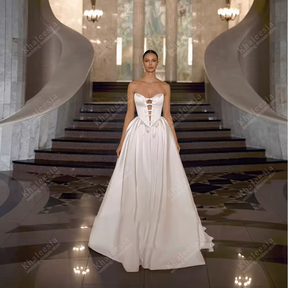 Robes de mariée modernes, élégantes, en satin, coupe trapèze, sexy, sans bretelles, dos nu, style pr
