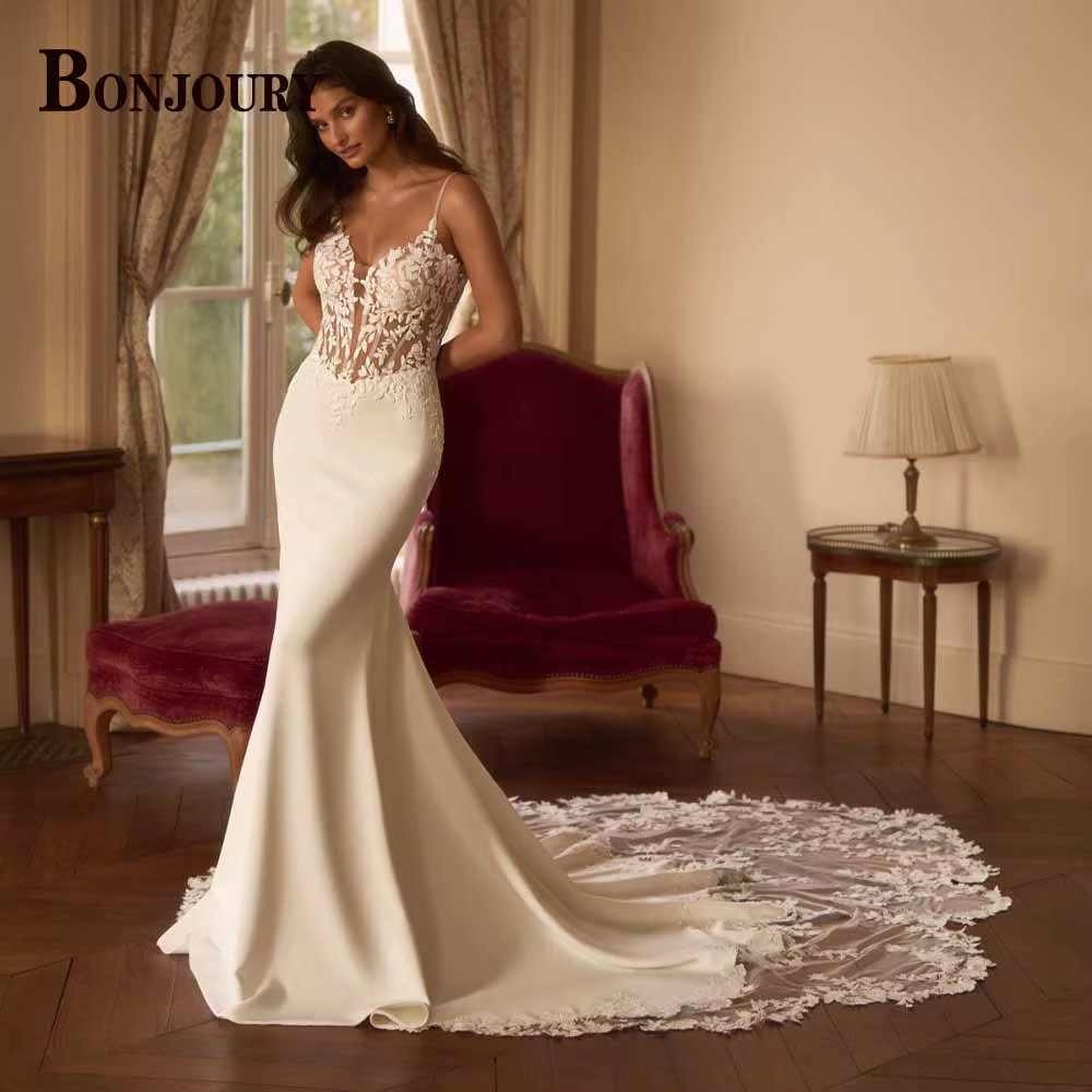 BONJOURY robe de mariée Chic pour femmes avec Appliques bretelles Spaghetti sirène Satin Court Train