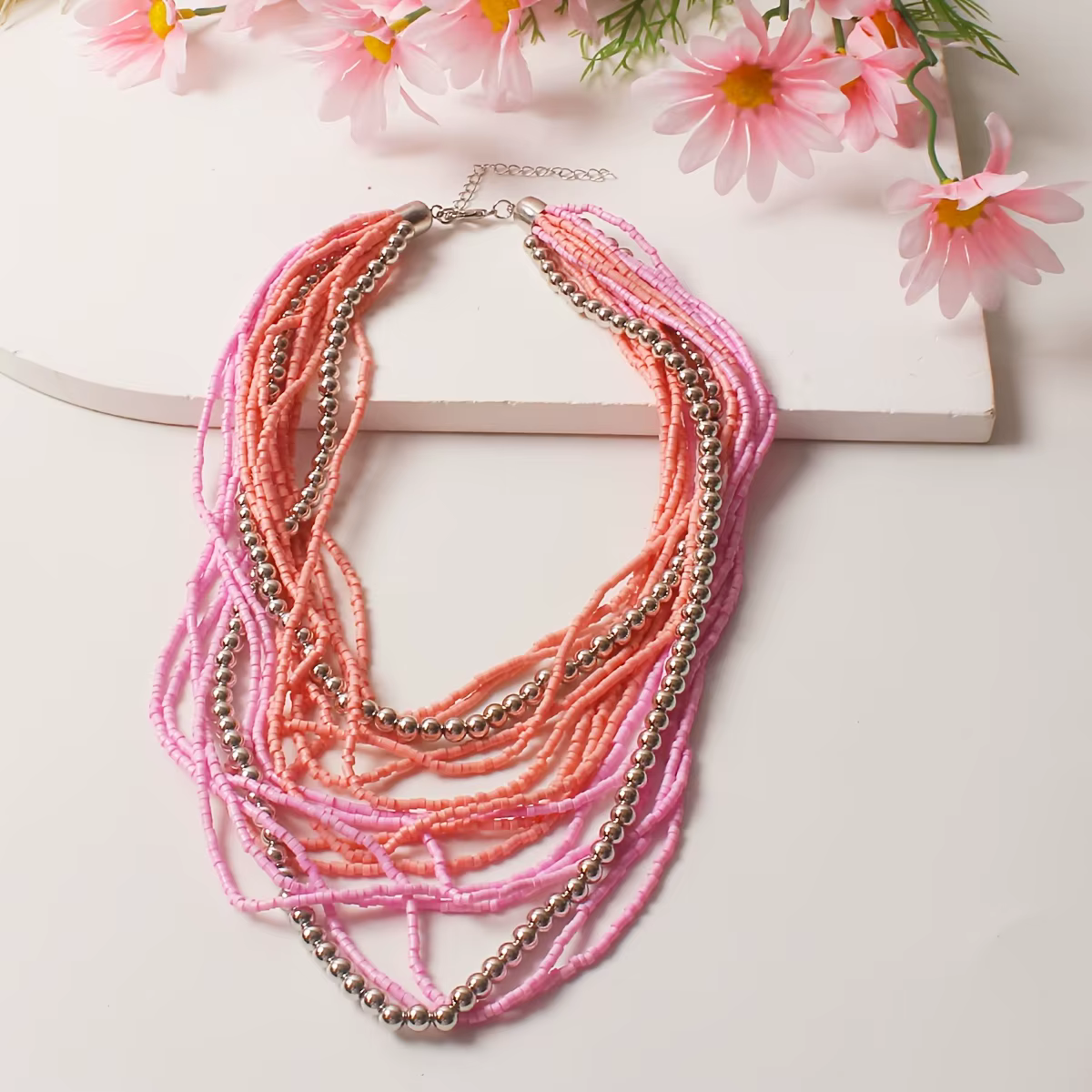 Collier de perles superposées fait à la main Unique pour femmes, bijoux de fête à la mode